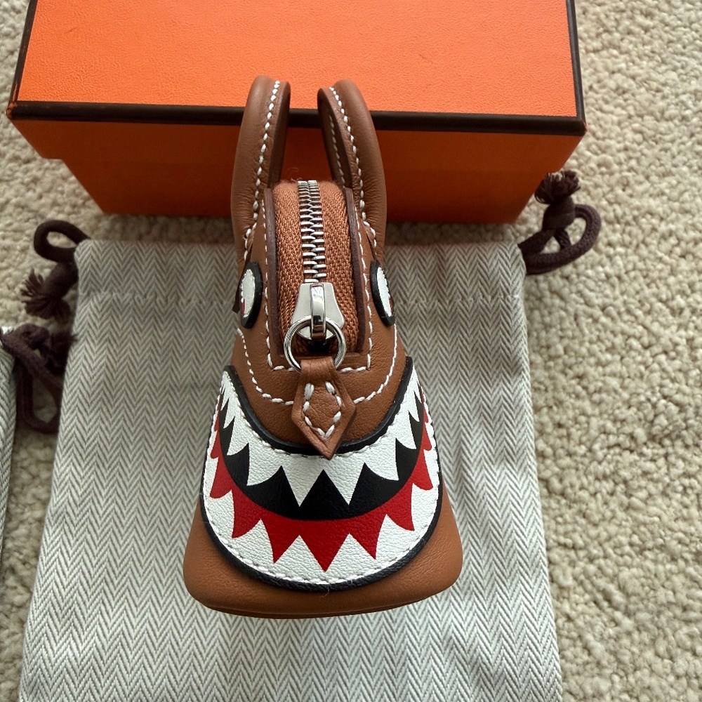 Hermès Mini Bolide Shark Bag Charm Black and White Swift Palladium Hardware  NIB - Picture 5 of 16